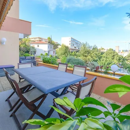 Sea View With Large Terrace & 2 Bathrooms Apartamento