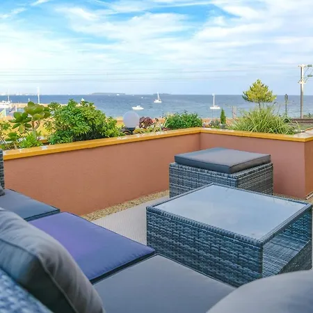 Sea View With Large Terrace & 2 Bathrooms Apartamento